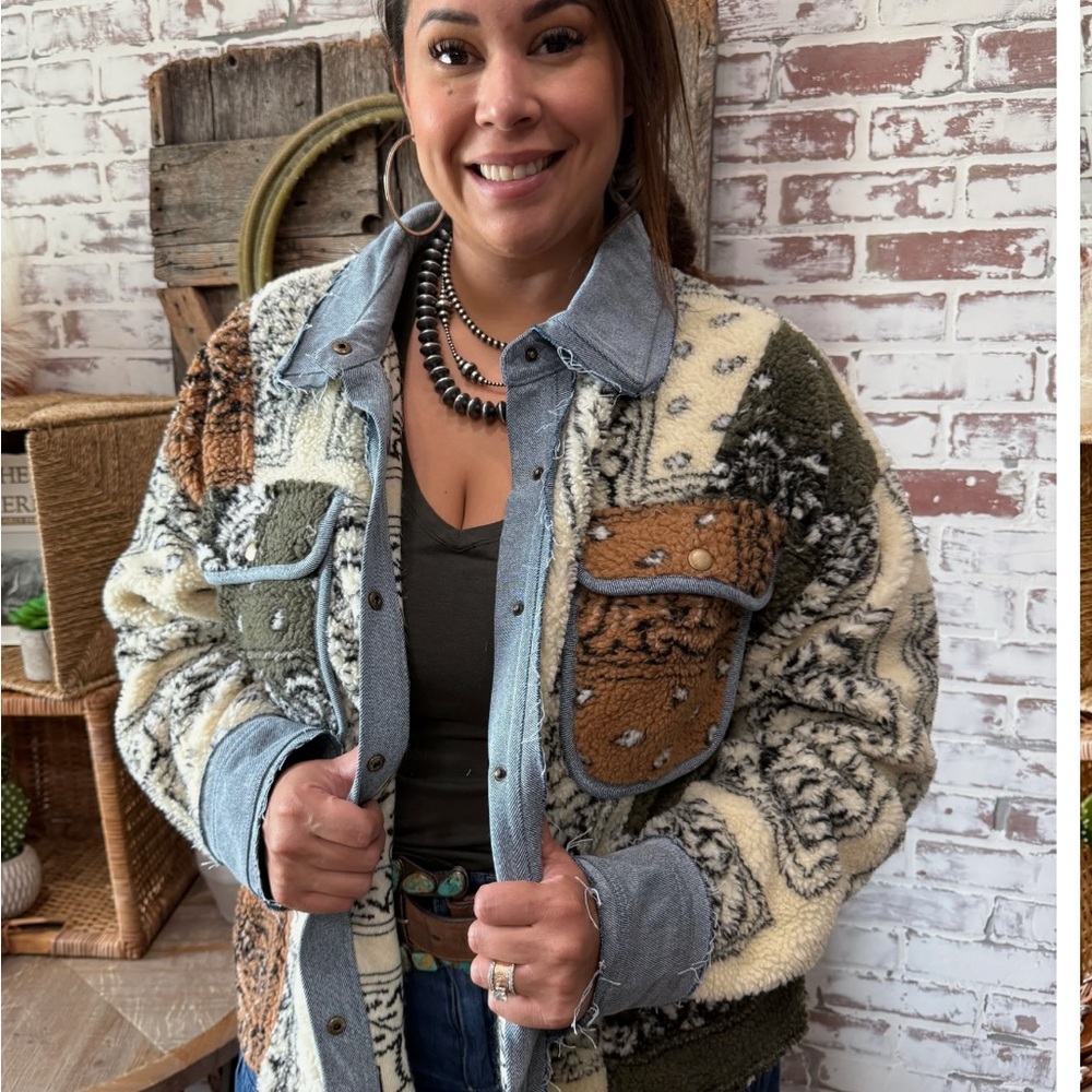 Stylish bandana patchwork Sherpa jacket